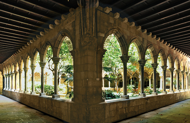 Monasterio de Santa Ana es un ejemplo de estilo románico