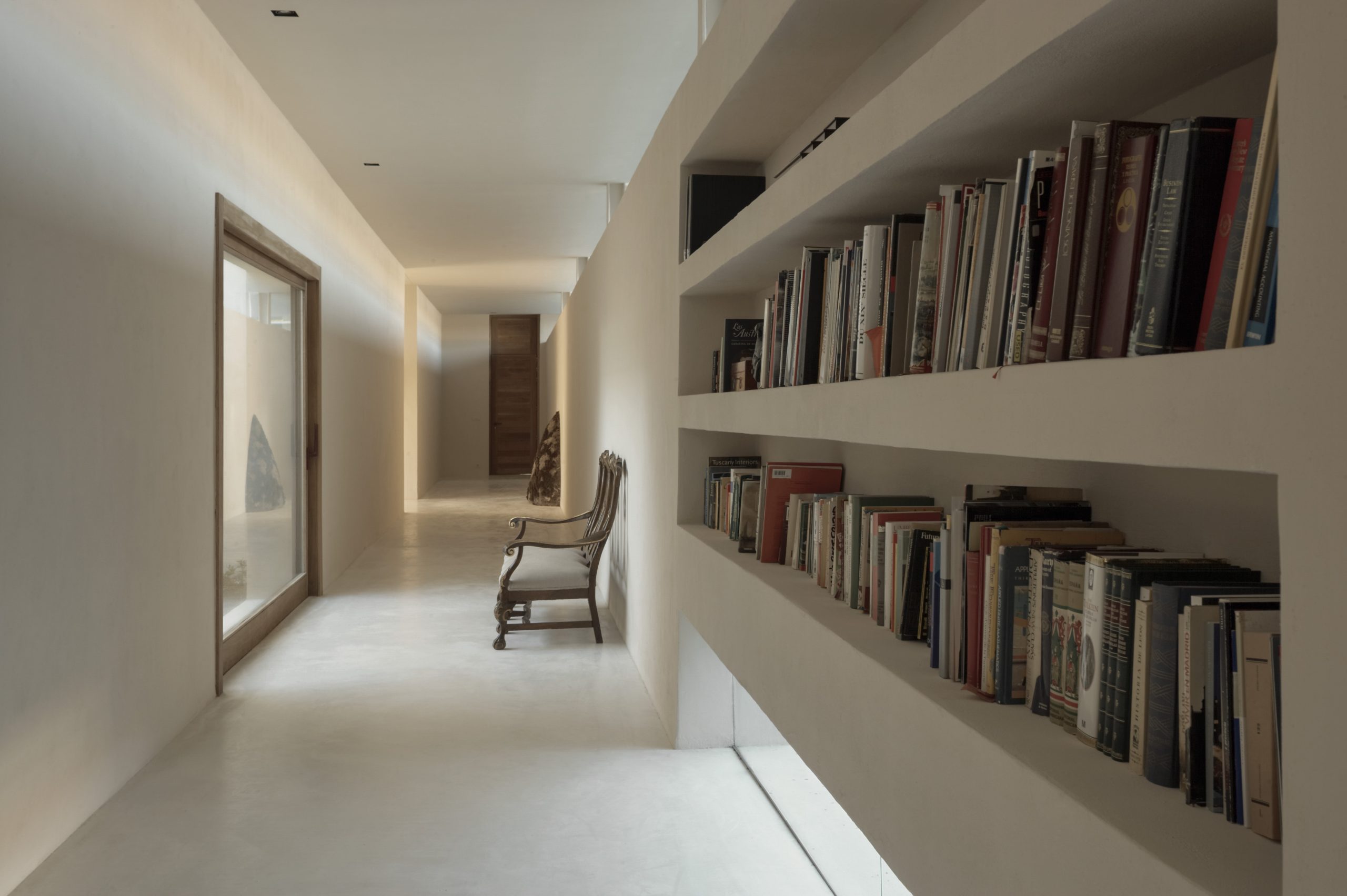 CASA HACIENDA EN AVILA DISEÑADA POR EL ESTUDIO DE ARQUITECTURA A CERO