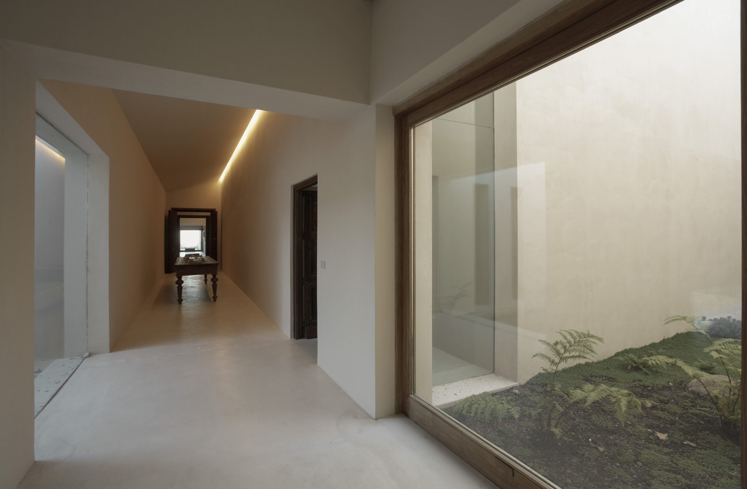 CASA HACIENDA EN AVILA DISEÑADA POR EL ESTUDIO DE ARQUITECTURA A CERO