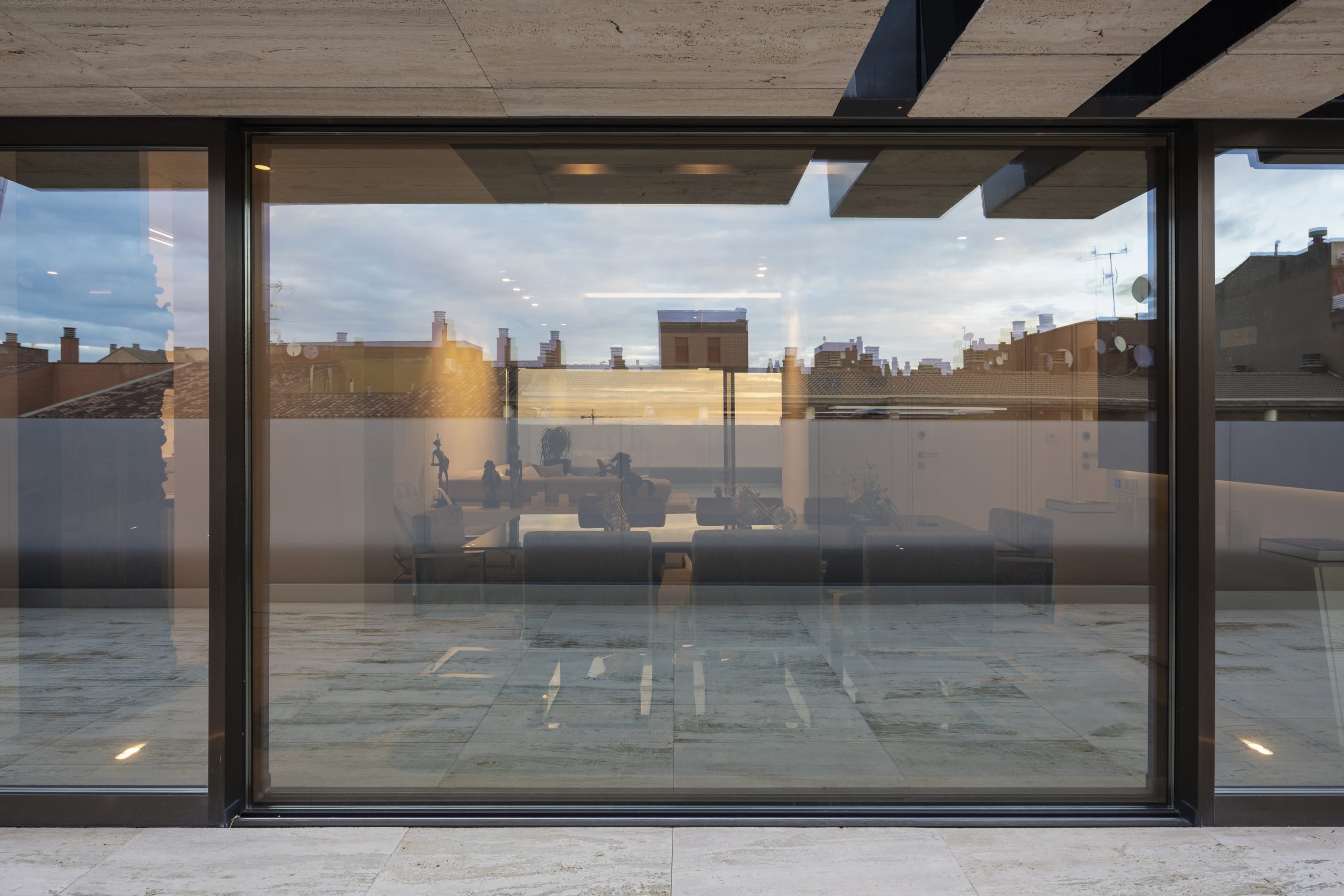 18 Reforma e Interiorismo de ático, Huesca 006